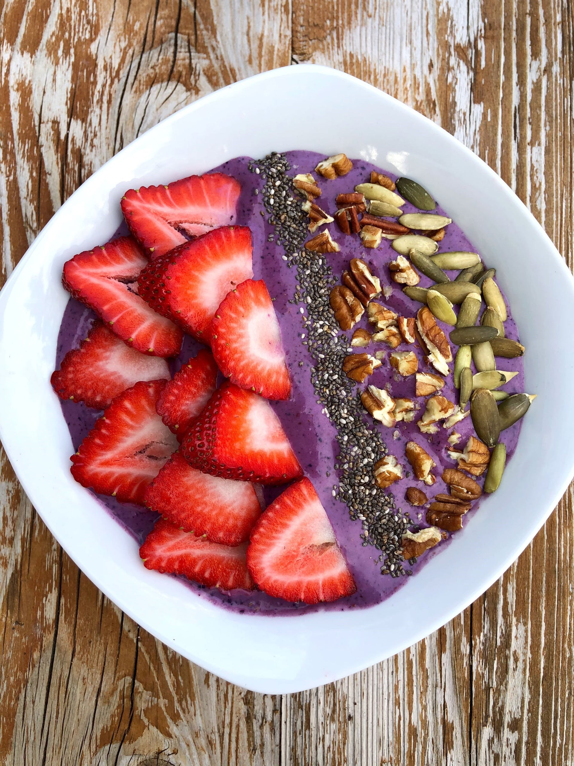 This Protein-Packed Smoothie Bowl Is Lower in Carbs, but It's High in Vibrant Berry Flavor